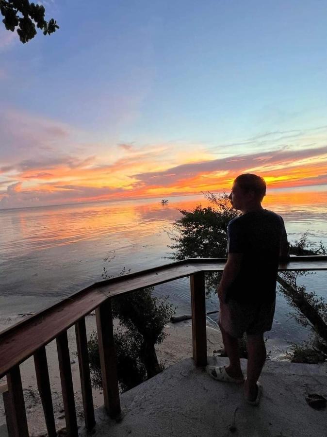 White Bada Guesthouse Siquijor Eksteriør billede