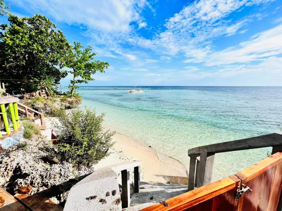 White Bada Guesthouse Siquijor Eksteriør billede