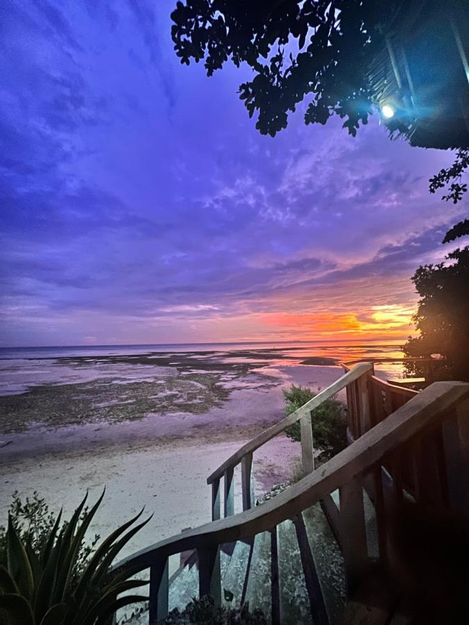 White Bada Guesthouse Siquijor Eksteriør billede