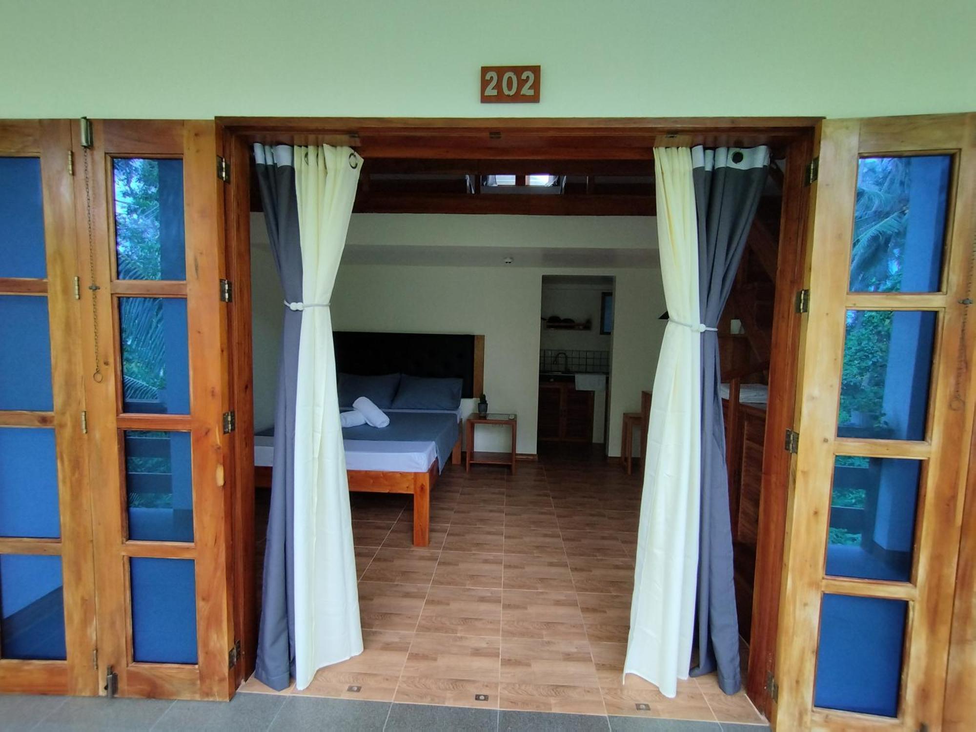 White Bada Guesthouse Siquijor Værelse billede